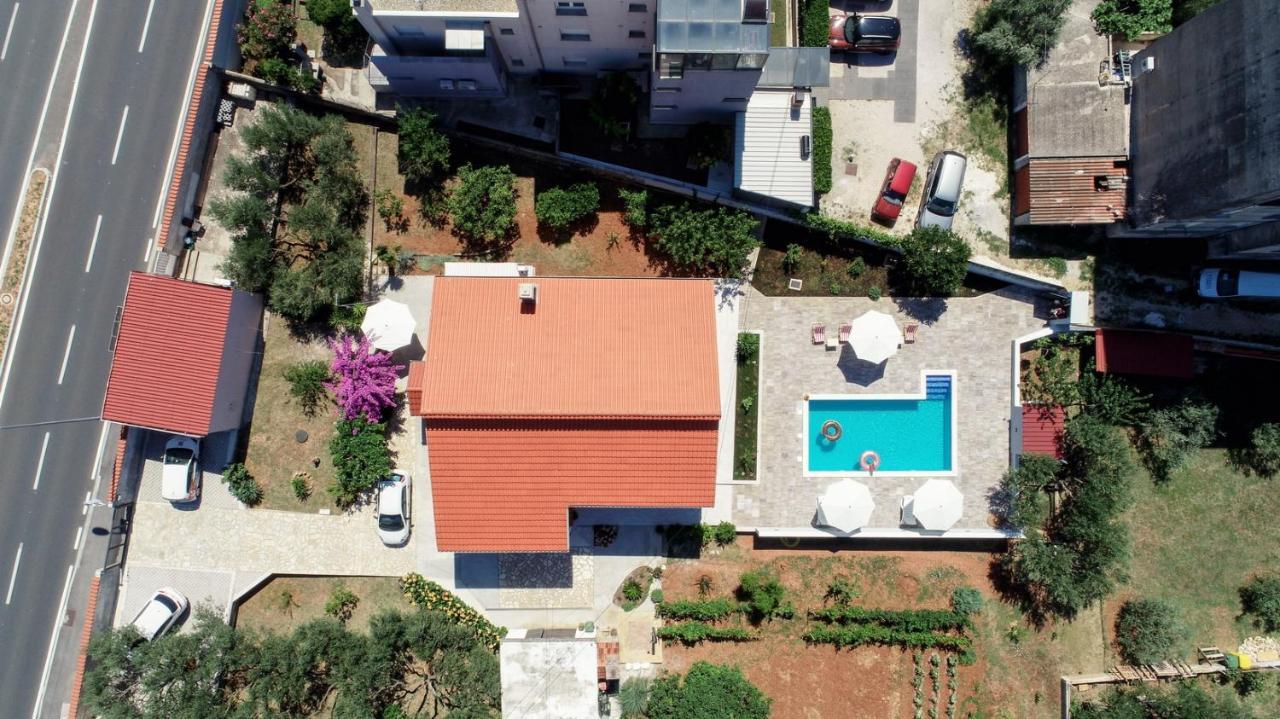 ザダルPool House Lukaアパートメント エクステリア 写真